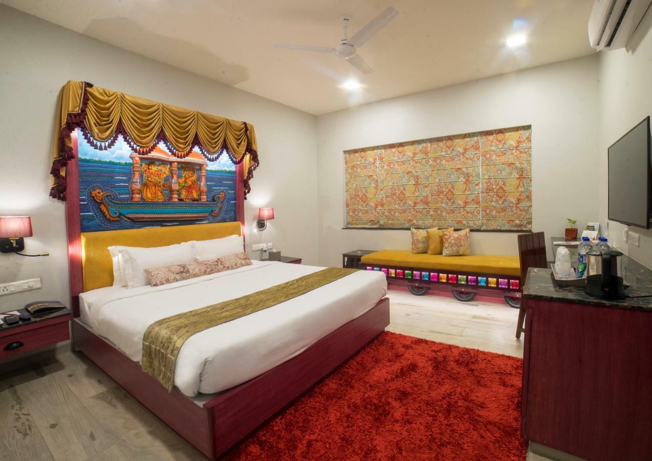 The Andhra Art & Craft Hotel Visakhapatnam Exteriör bild